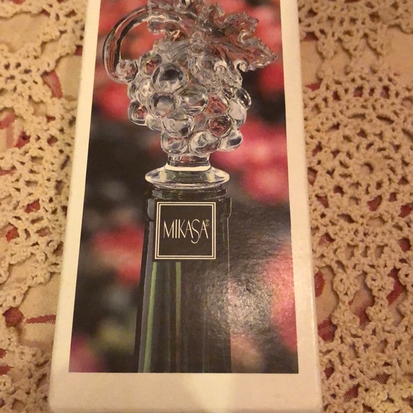 Vintage 1990s Mikasa Austrian Crystal Grape Wine Stopper Fruit Collection, NIB - Picture 4 of 9